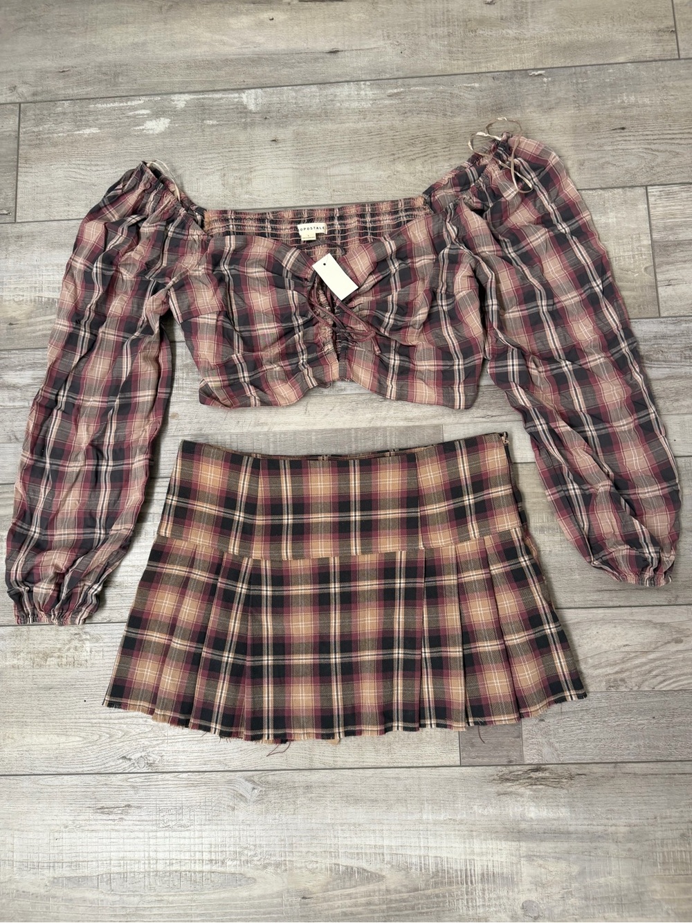 Aeropostale Burgundy Multi Plaid Pleated Mini Skirt
